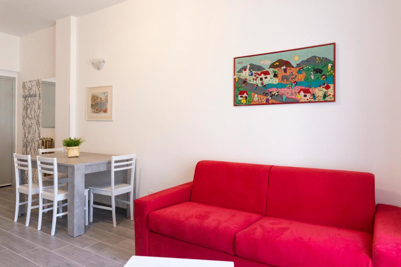 Gray Pearl - Modern Apartment In City Center Arona Extérieur photo